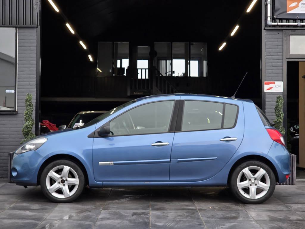 Renault Clio 1.2 Collection|Airco|5 Deuren|Elektrische ramen 40881681-0.jpg | Adequaat Auto's