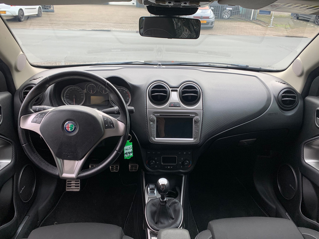 Alfa Romeo MiTo 1.4 T Distinctive|Carplay|Cruise|Climate|PDC 51094558-0.jpg | Adequaat Auto's