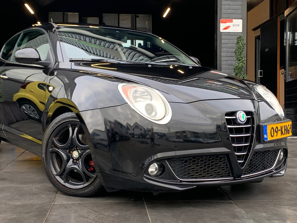 Alfa Romeo MiTo 1.4 T Distinctive|Carplay|Cruise|Climate|PDC 51094558-0.jpg | Adequaat Auto's