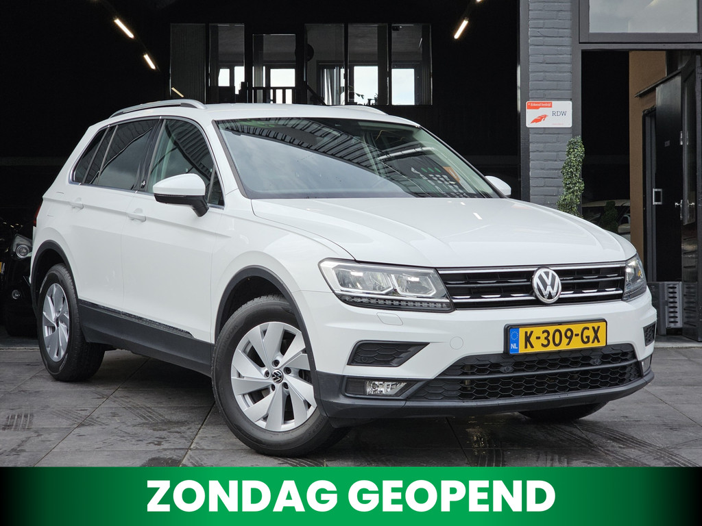 Volkswagen Tiguan 1.4 TSI Highline|AUT|Cruise|Trekhaak|PDC 52049215-0.jpg | Adequaat Auto's