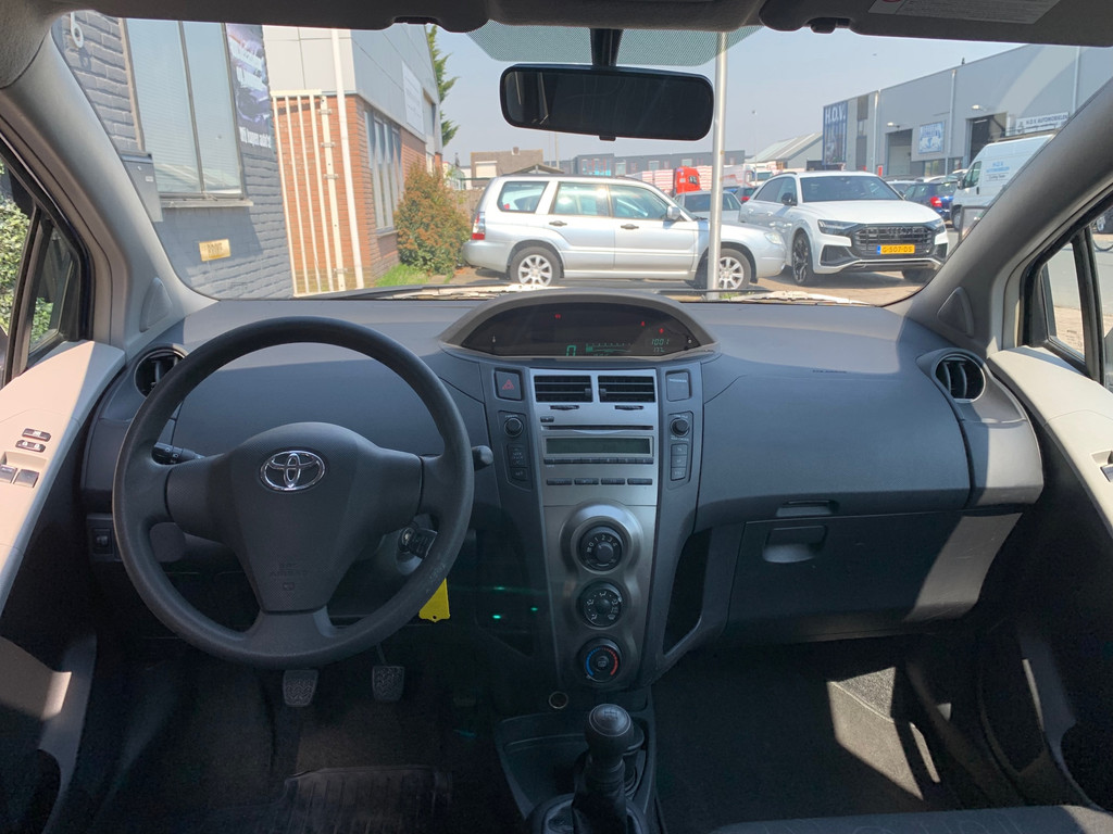 Toyota Yaris 1.0 VVTi Acces|2e eig|NAP|El.Ramen|APK|Trekhaak 53118855-0.jpg | Adequaat Auto's