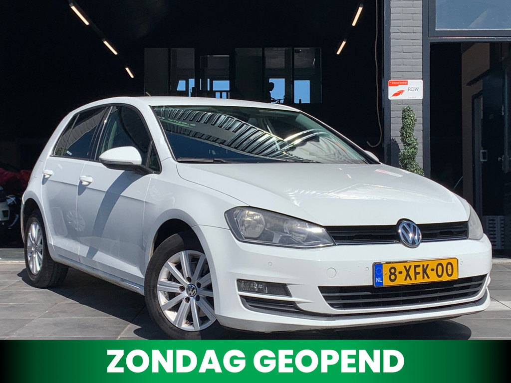 Volkswagen Golf 1.6TDI Trendline|DSG|PDC|Cruise|NAP|Trekhaak 53673955-0.jpg | Adequaat Auto's