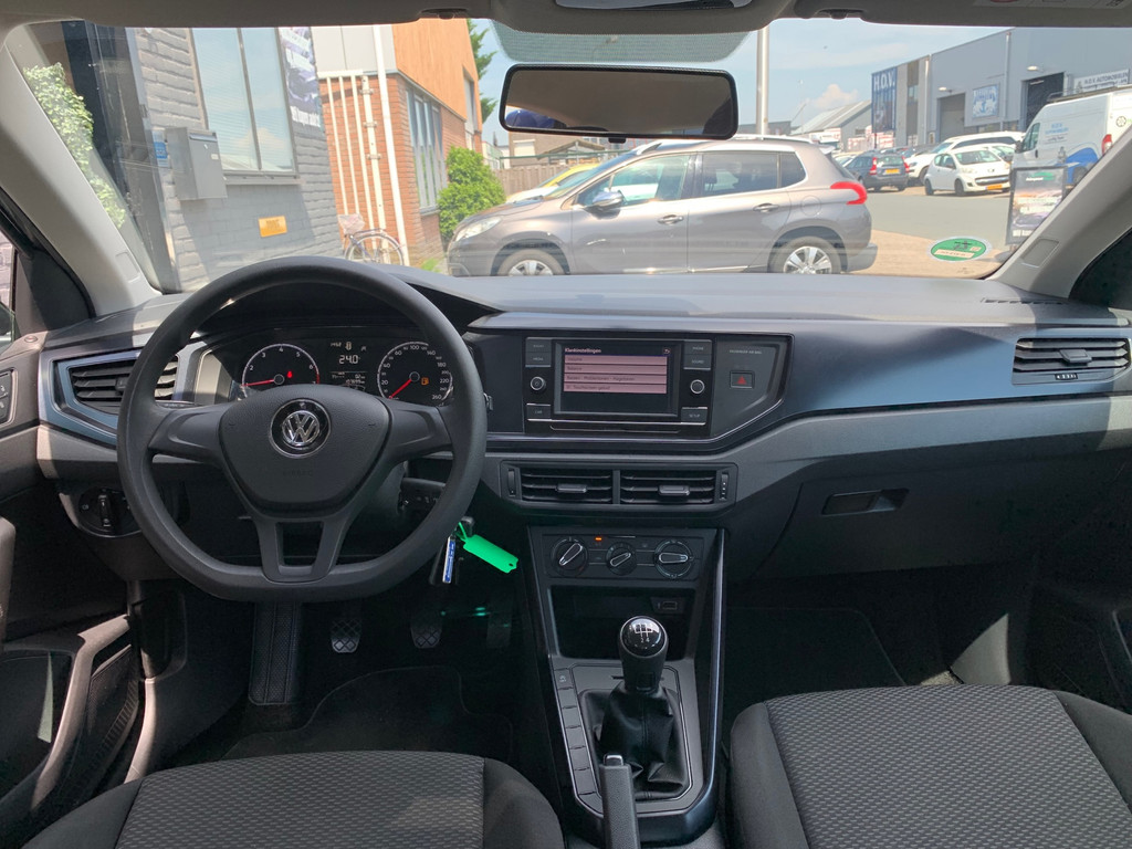 Volkswagen Polo 1.0 MPI Comfortline Business|Trekhaak|Cruise 54599887-0.jpg | Adequaat Auto's