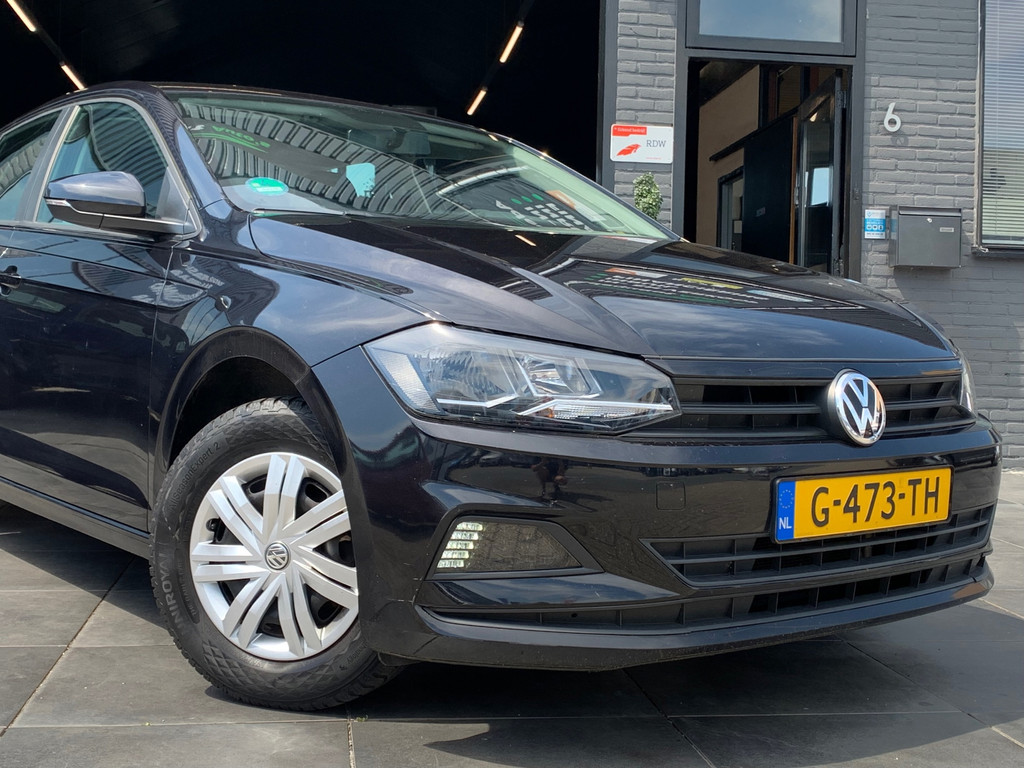 Volkswagen Polo 1.0 MPI Comfortline Business|Trekhaak|Cruise 54599887-0.jpg | Adequaat Auto's
