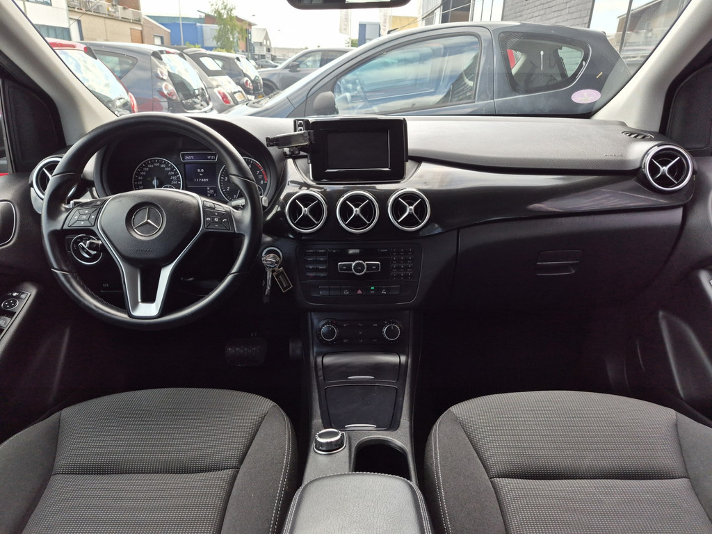 Mercedes-Benz B-Klasse 180 Ambition|AUT|PDC|Navi|Trekhaak| 55109656-0.jpg | Adequaat Auto's