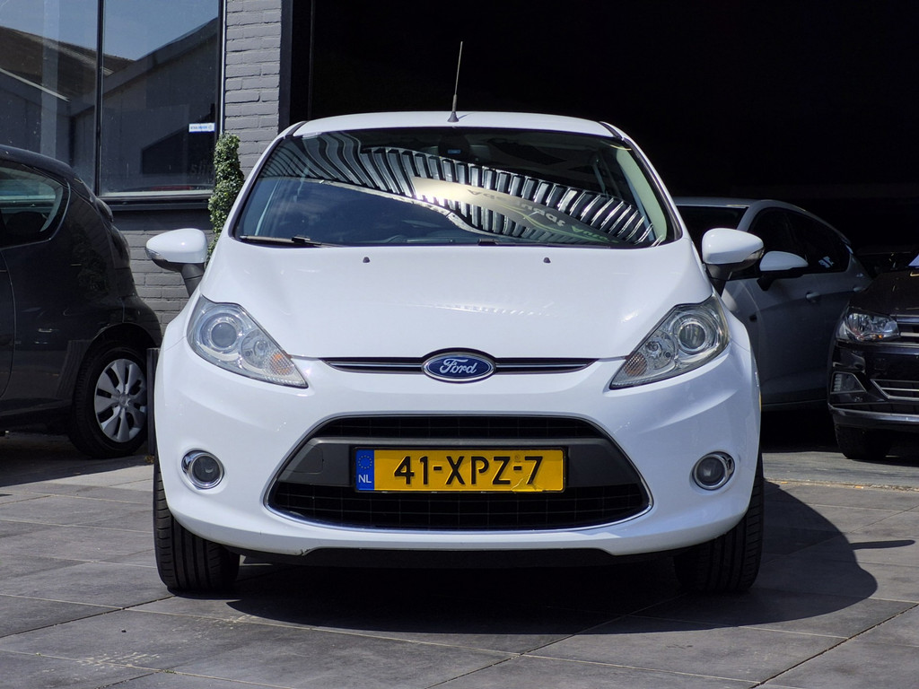 Ford Fiesta 1.25 Titanium|Cruise|Airco|Trekhaak|El.Ramen|PDC 55502321-0.jpg | Adequaat Auto's