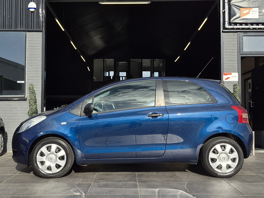 Toyota Yaris 1.0 VVTi Spirit|2e eig|NAP|Airco|Cruise|El.Raam 56835254-0.jpg | Adequaat Auto's