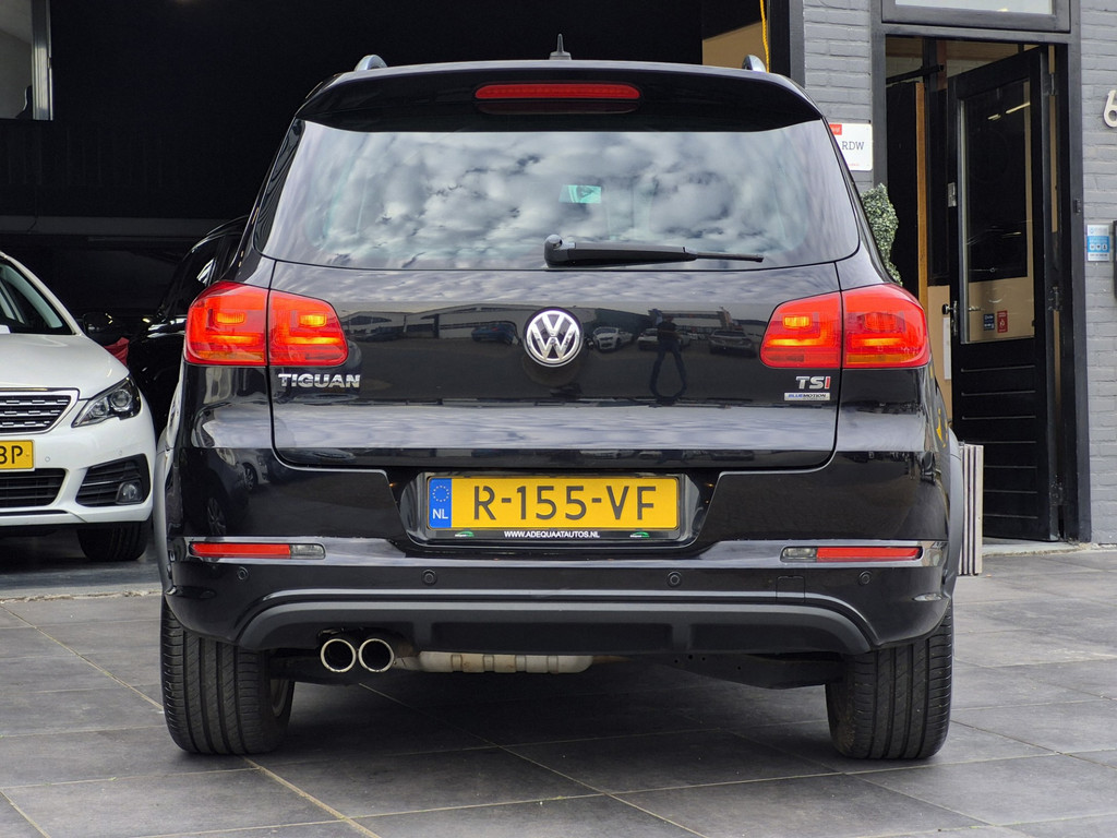 Volkswagen Tiguan 1.4 TSI R-Line Edition|PDC|StoelVW|Airco 57208606-0.jpg | Adequaat Auto's