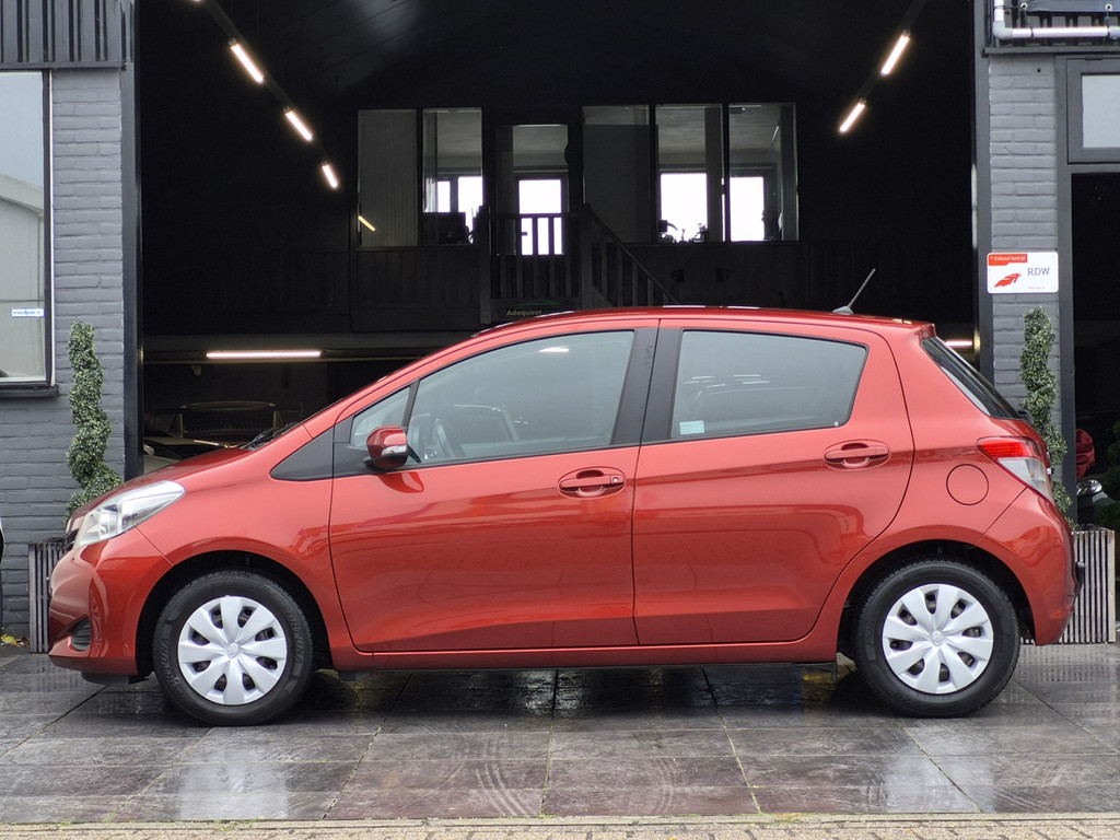 Toyota Yaris 1.0 VVT-i Aspiration|1e eig|NAP|Trekhaak|Camera 57382836-0.jpg | Adequaat Auto's
