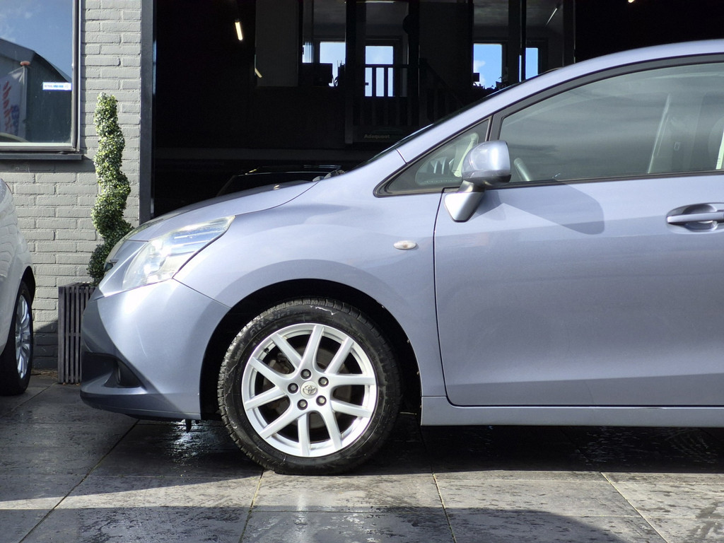 Toyota Verso 1.8 VVT-i|1e eig|NAP|AUT|Trekhaak|Cruise|Camera 57519607-11.jpg | Adequaat Auto's