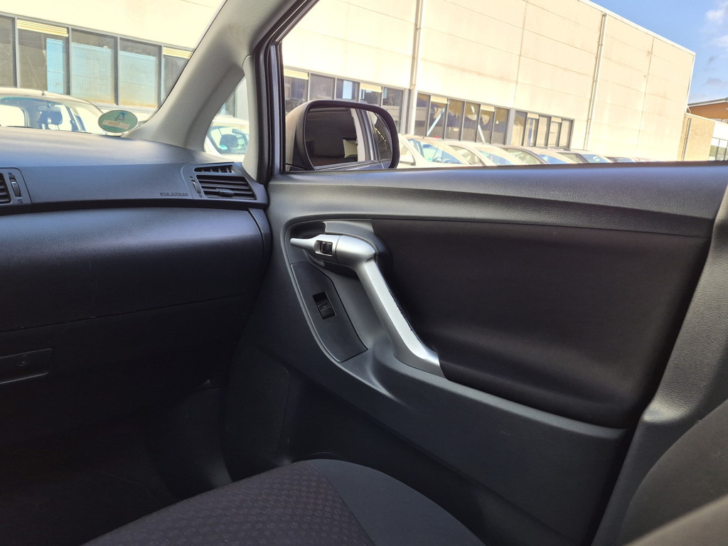 Toyota Verso 1.8 VVT-i|1e eig|NAP|AUT|Trekhaak|Cruise|Camera 57519607-16.jpg | Adequaat Auto's