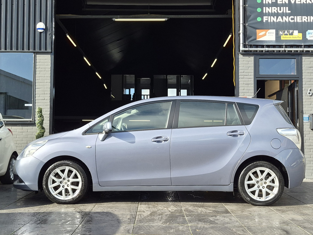 Toyota Verso 1.8 VVT-i|1e eig|NAP|AUT|Trekhaak|Cruise|Camera 57519607-0.jpg | Adequaat Auto's